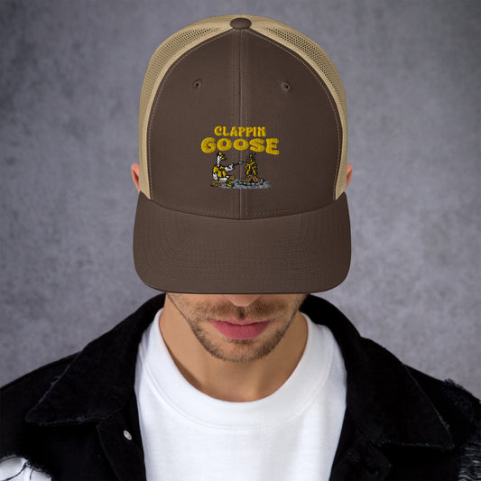 CAMPING GOOSE TRUCKER HAT